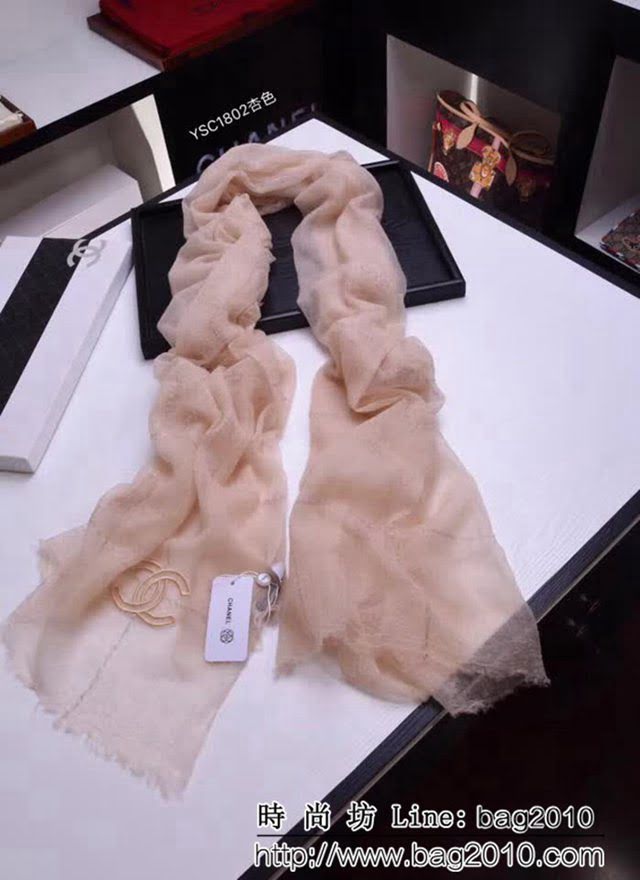 CHANEL香奈兒官網同步 小香純羊絨超薄款圍巾 YSC1802 LLWJ6540